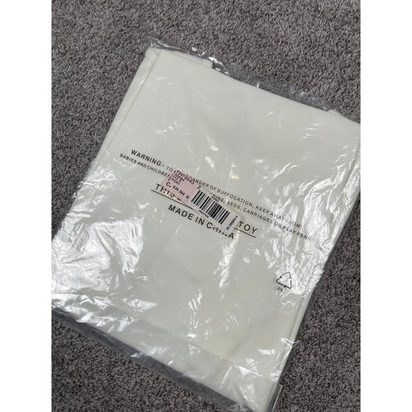 The TOG Shop Shirt Womens Small Ivory Round Neck Short Sleeve Tee Classic Plain - Picture 3 of 3